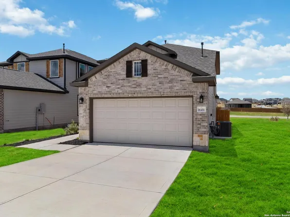 16451 Ginger Crossing, Elmendorf, TX 78112
