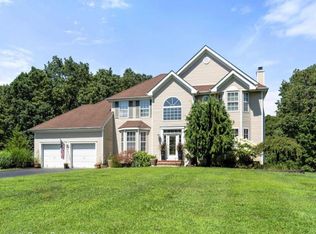 18 Willetta Dr, Jackson, NJ
