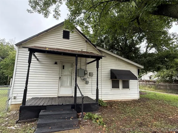 218 D St SE, Ardmore, OK 73401
