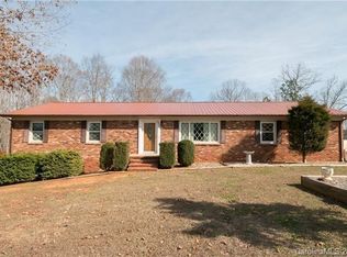 1290 Mollys Backbone Rd, Catawba, NC 28609