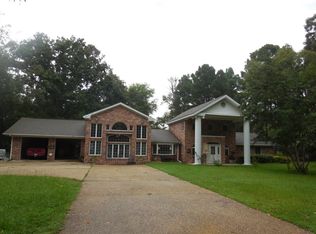 1118 Seven Brothers Rd, El Dorado, AR 71730