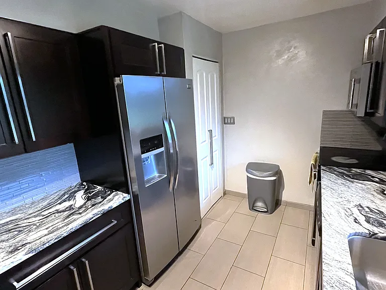 236 N Keech St — Photo 21