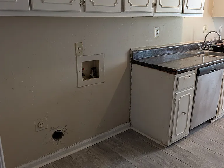 3884 Jasmine Dr — Photo 3