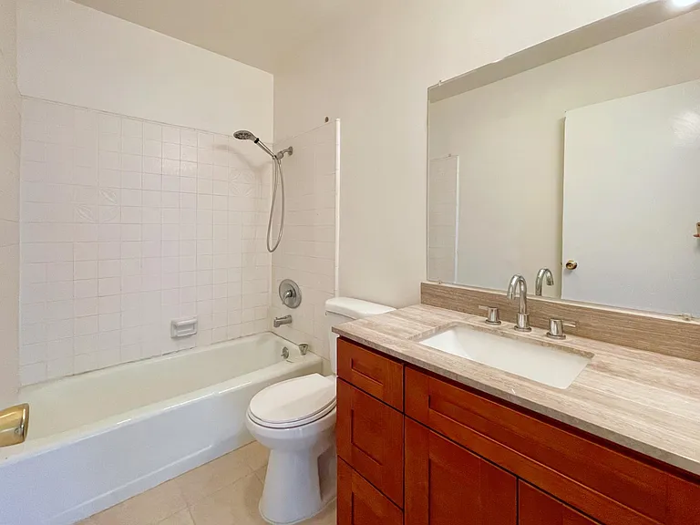 532 N New Ave #14 — Photo 17