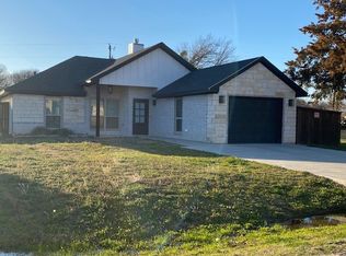 217 Birchwood St, Azle, TX 76020