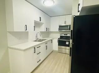 249 7th St W #1A, Cornwall, ON K6J2Y3