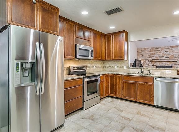 5th image of 603 Pleasant Manor Ave
