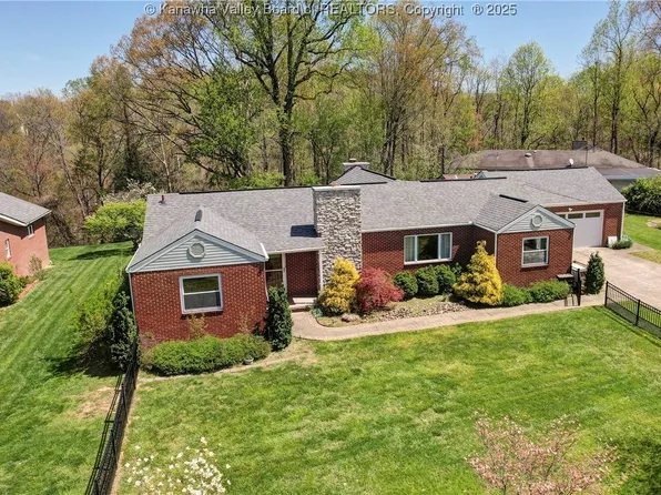 1613 Smith Rd, Charleston, WV 25314