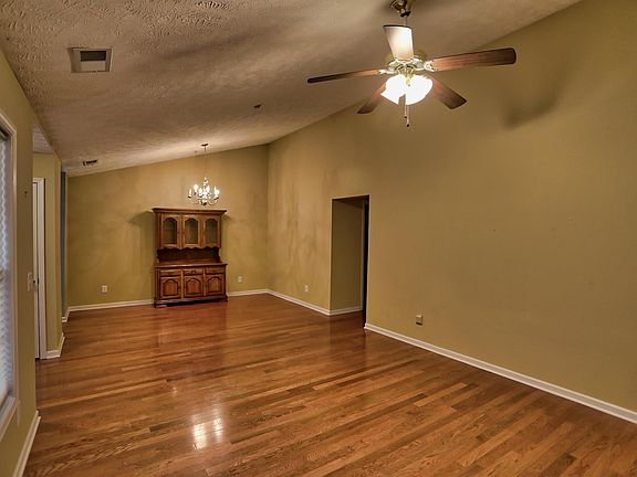 5th image of 2360 31w Hwy #204