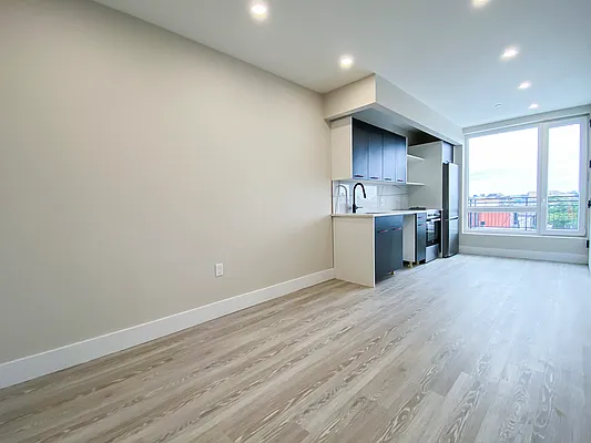 Rented by Spot It Realty LLC | media 25