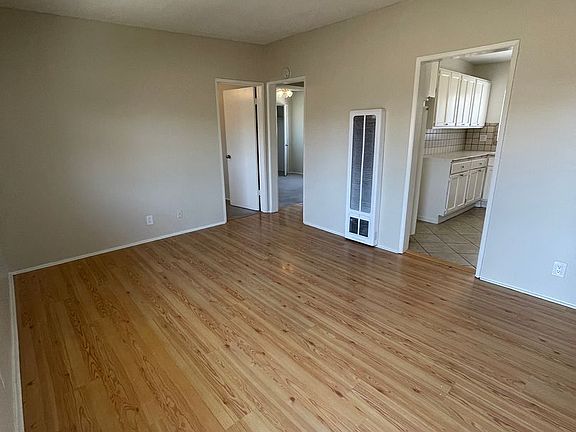 3rd image of 1101 Saint Louis Ave APT 6