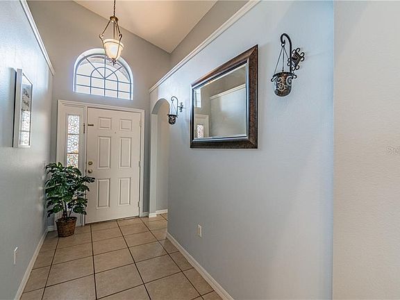 3rd image of 2213 Blackwood Dr