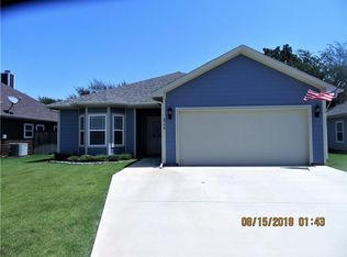 4704 Pinnacle Pl, Denison, TX 75021