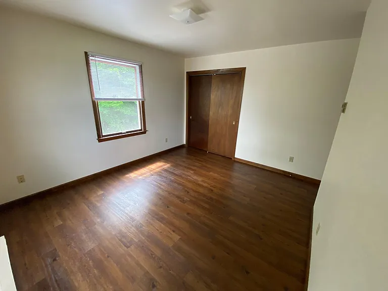 10 Pearl St #3 — Photo 11