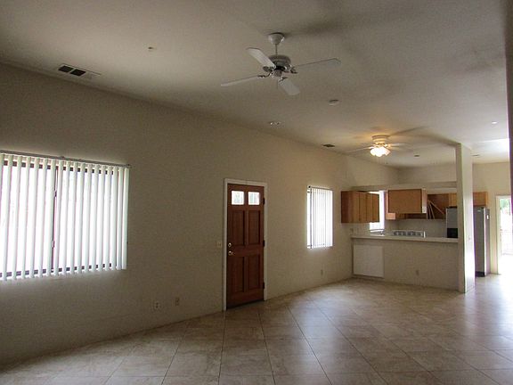 3rd image of 53960 Avenida Herrera