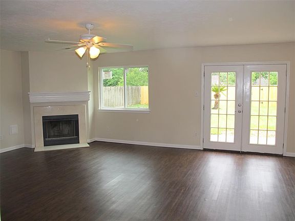 5th image of 12610 Pine Bush Dr