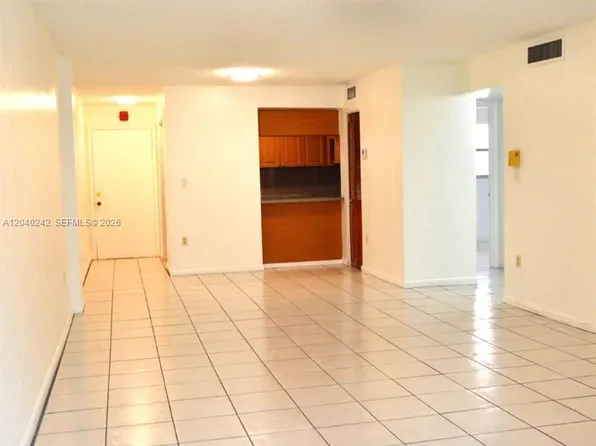 1910 W 56th St APT 3312, Hialeah, FL 33012