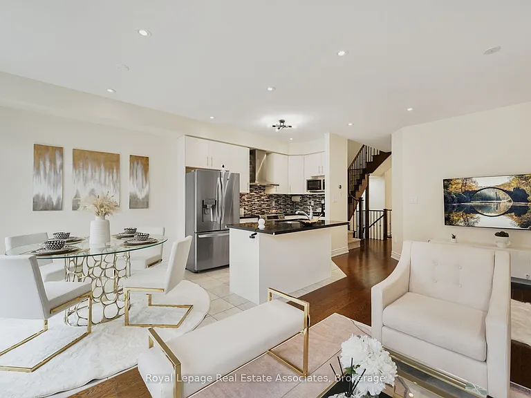 41 Mazarine Ln — Photo 9