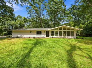 444 Leawood Dr, New Castle, PA 16105