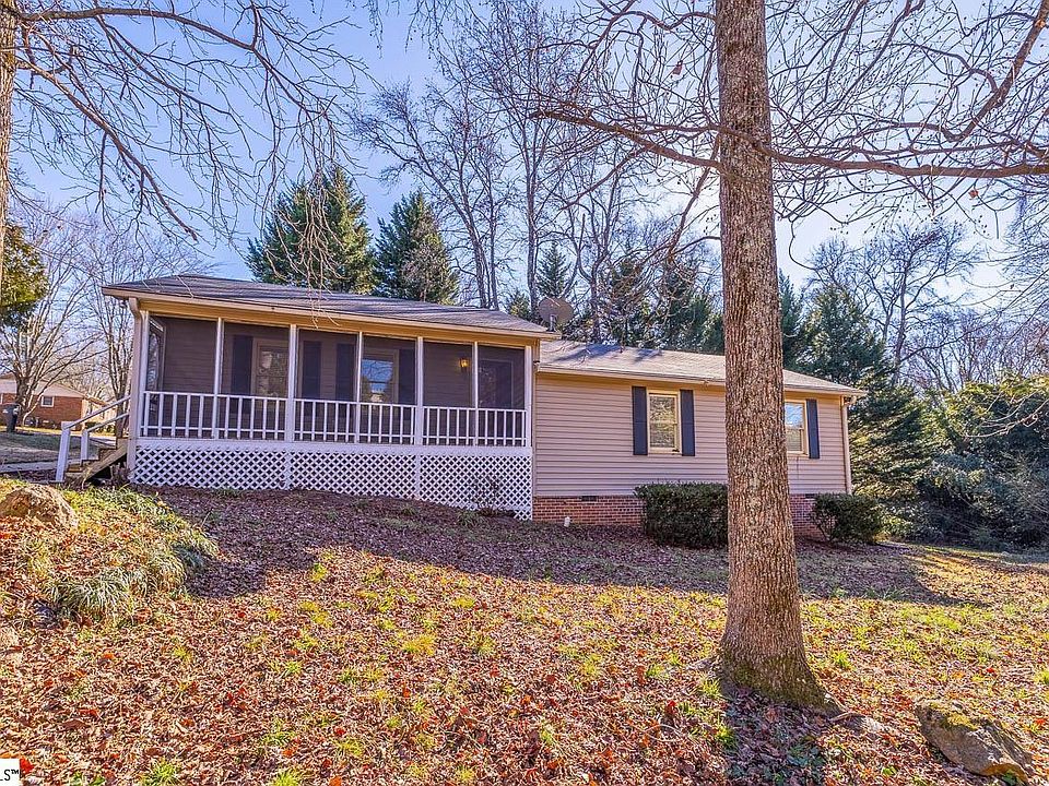 1st image of 419 Bent Creek Dr