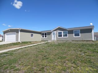 2401 Wrangler Rd, Gillette, WY 82718