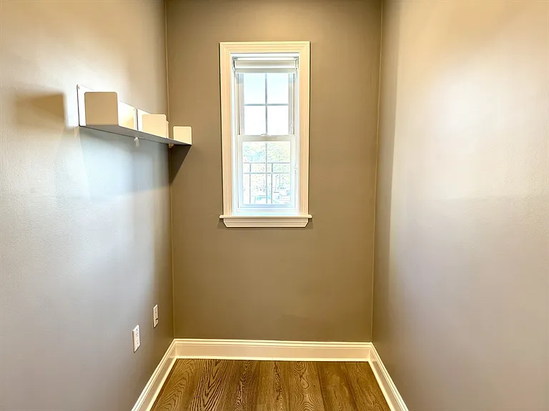 27-29 Commonwealth Ave #6 — Photo 7