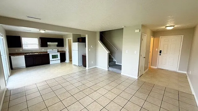 3412 Black Forest Ln — Photo 3