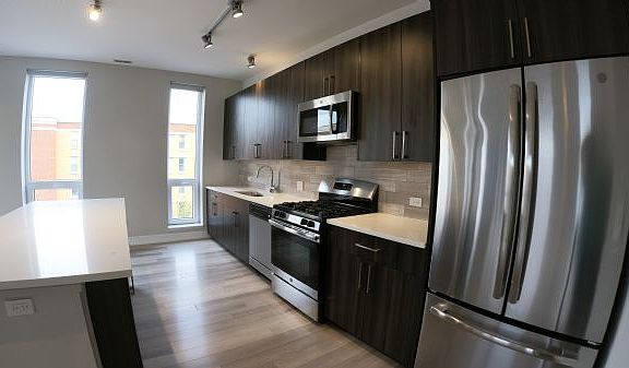 4th image of 1544 N Talman Ave