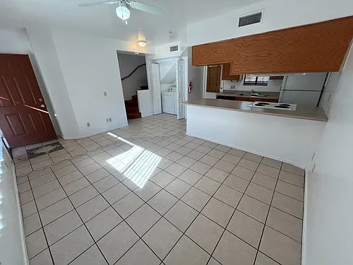 1717 E Glenn St #3102 Photo 1