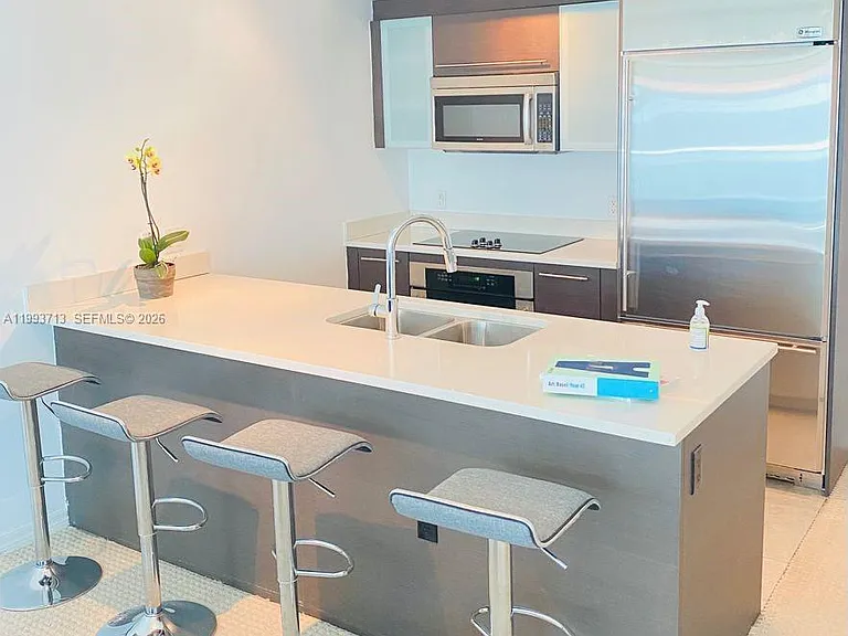 500 Brickell Ave #2708 — Photo 13