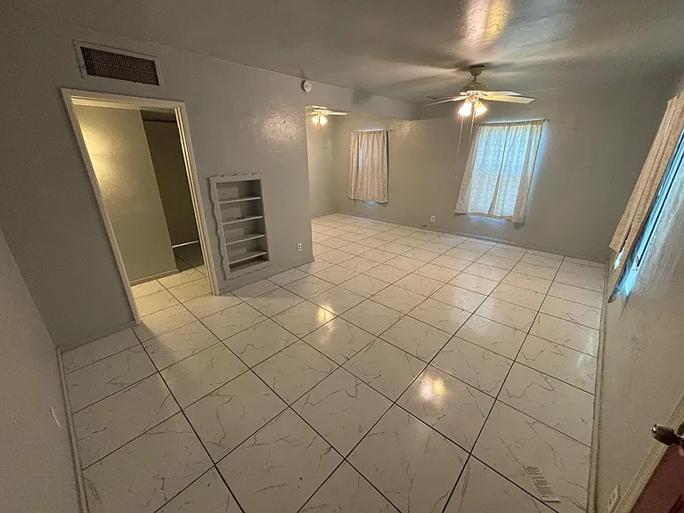 1509 S 6th Ave — Photo 3