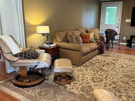 Spacious Family Room