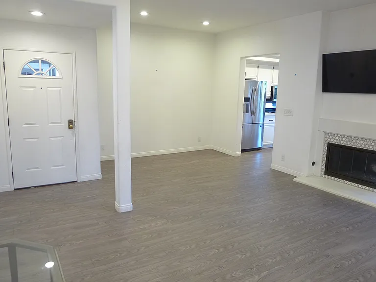 20321 Tidepool Cir #105 — Photo 6