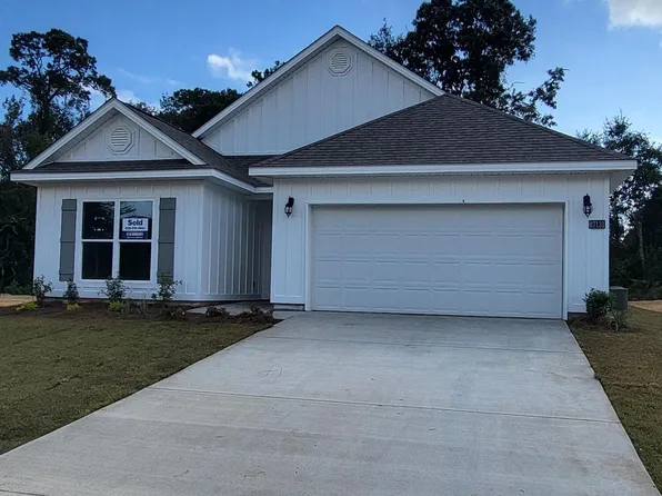 87131 Highpoint Dr, Diamondhead, MS 39525