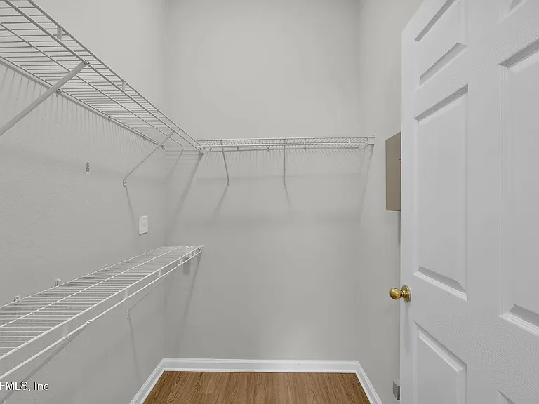 7047 Deer Lodge Cir #102 — Photo 4