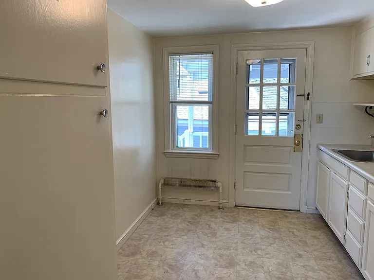 29 Turner St #4 — Photo 4