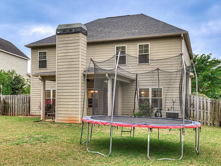 259 Wentworth Pl — Photo 46