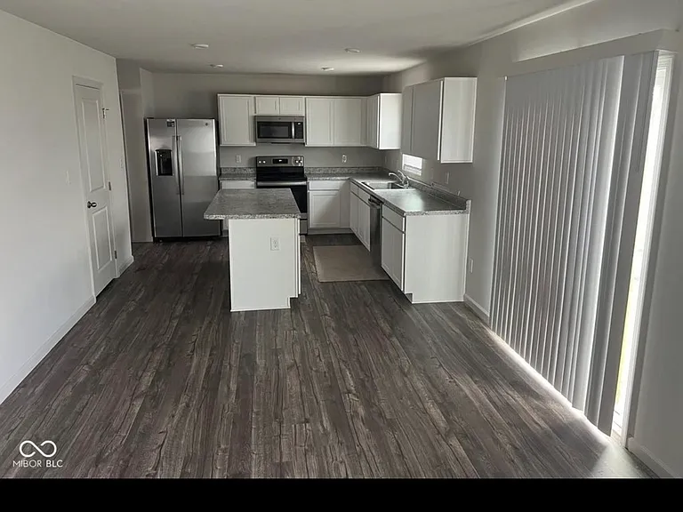 218 Dietz — Photo 10