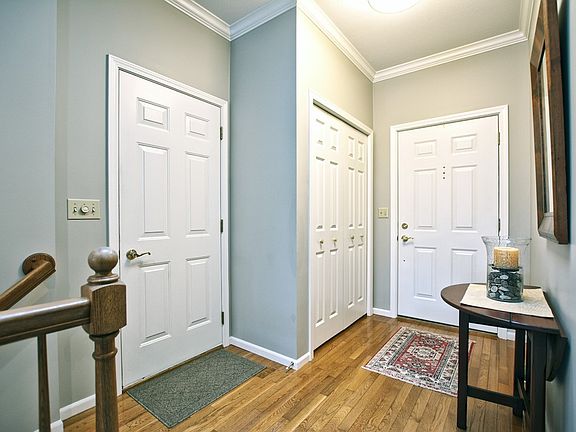 4th image of 1262 Westbrooke Ct