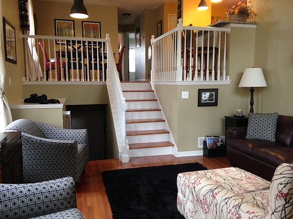 4th image of 2861 Barclay Way