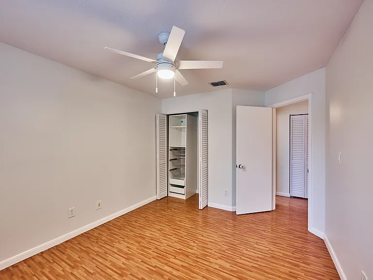 2968 Myrtle Oak Cir — Photo 52