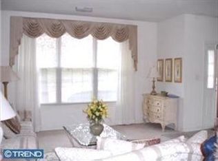 1577 Country Club Dr, Springfield, PA 19064