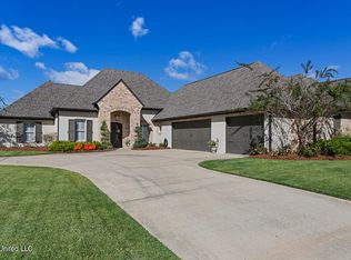 1106 Sapphire Xing, Flowood, MS 39232