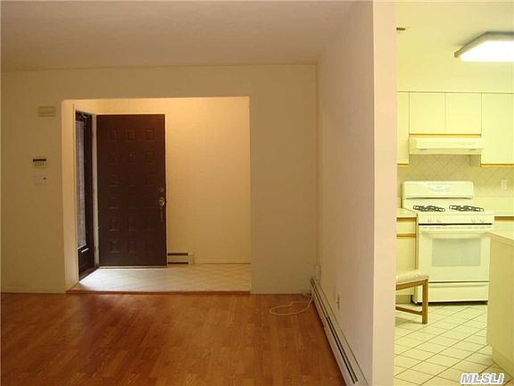 5th image of 26 Eastwood Pl