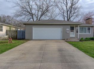 1915 W Sunset Ave, Decatur, IL 62522