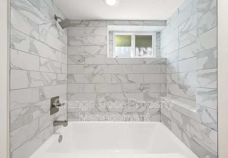 7727 Jones Ave NW — Photo 19