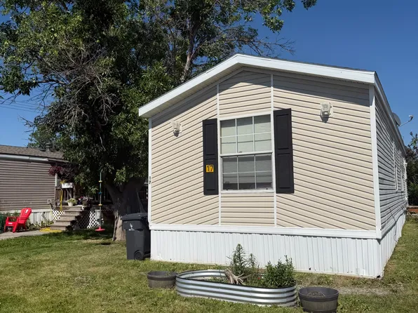 200 Frank Rd Trailer 17, Belgrade, MT 59714