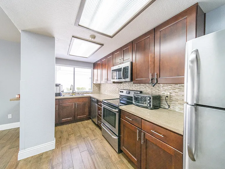 Clubhouse Kitchen