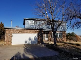 1990 5th Ave, McPherson, KS 67460