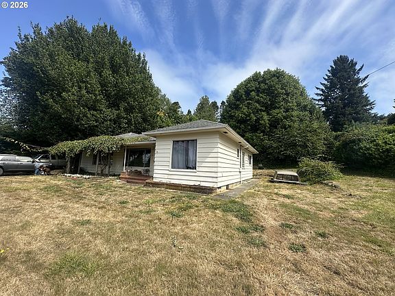 2nd image of 67623 E Bay Rd